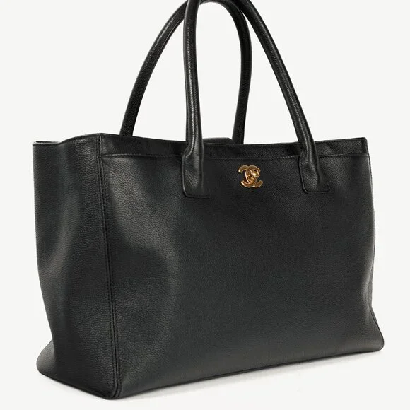 Chanel Cerf Executive Black Leather CC Tote Bag - Picture 2 of 13
